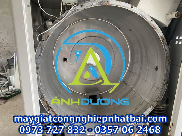 Hình ảnh lồng máy giặt công nghiệp Tosen 30kg Nhật Bản