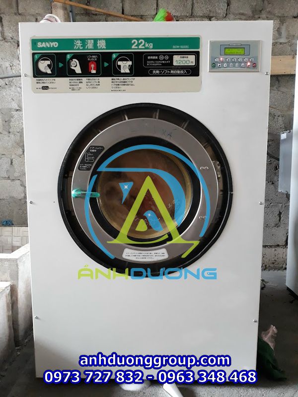 Máy giặt công nghiệp Sanyo 22kg Chân Cứng cũ Nhật Bãi
